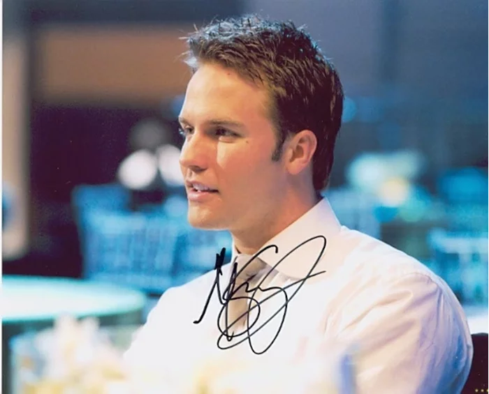 Scott Porter autograph