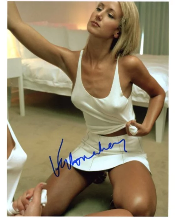Lady Victoria Hervey autograph