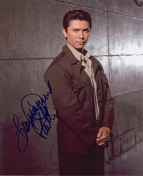 Lou Diamond Phillips autograph