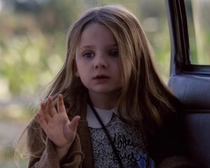 Abigail Breslin autograph