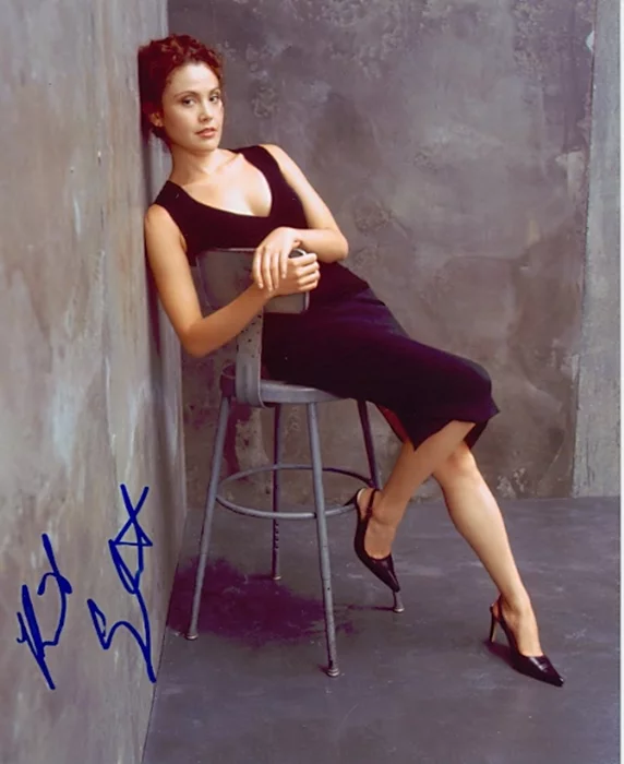 Reiko Aylesworth autograph