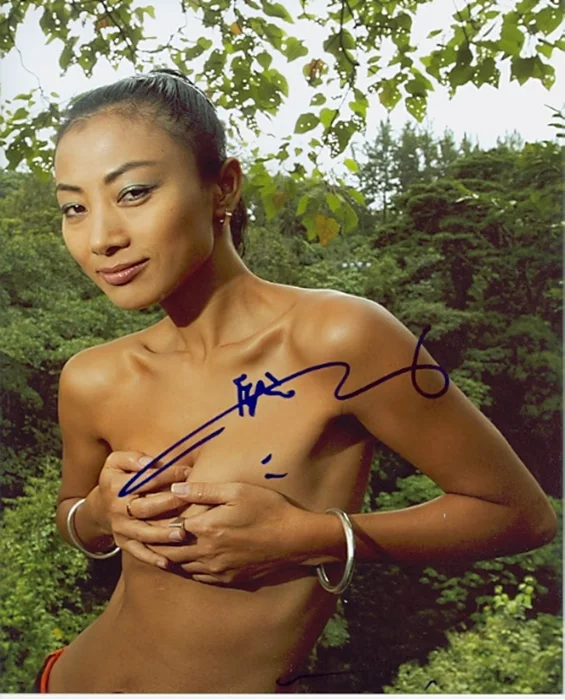 Bai Ling autograph