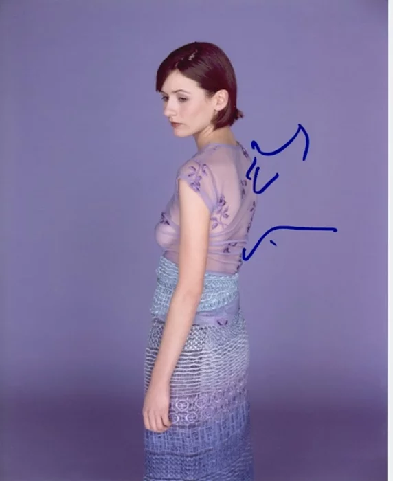 Emily Mortimer autograph