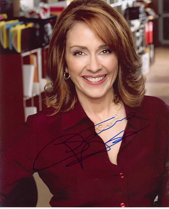 Patricia Heaton autograph