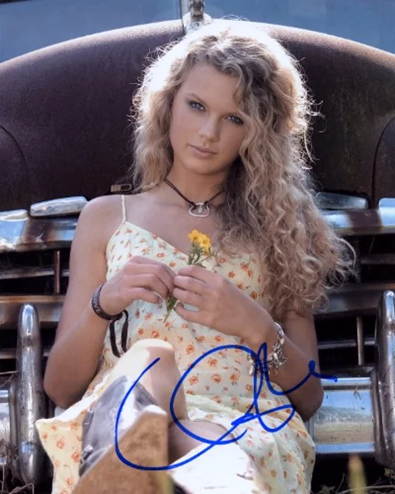 Taylor Swift autograph