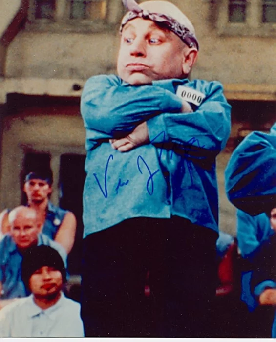 Verne Troyer autograph
