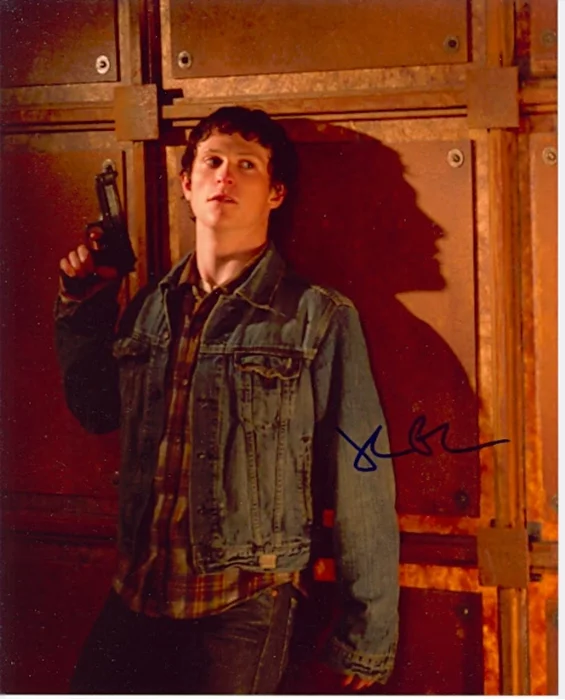 Jonathan Tucker autograph