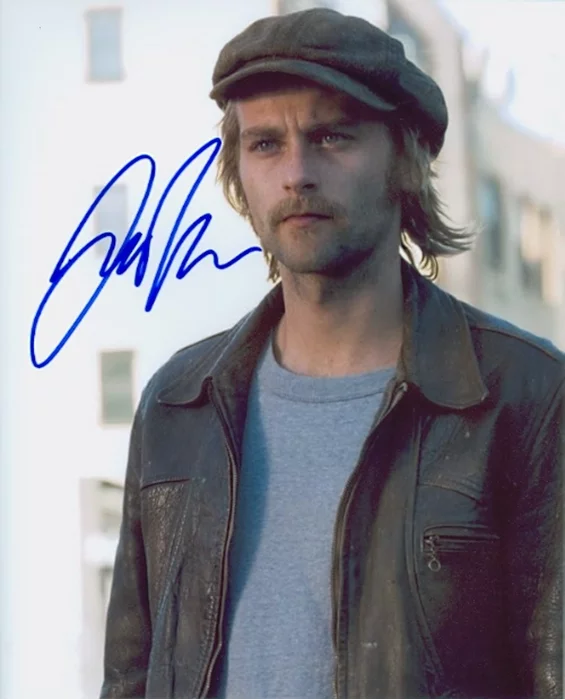 Joe Anderson autograph