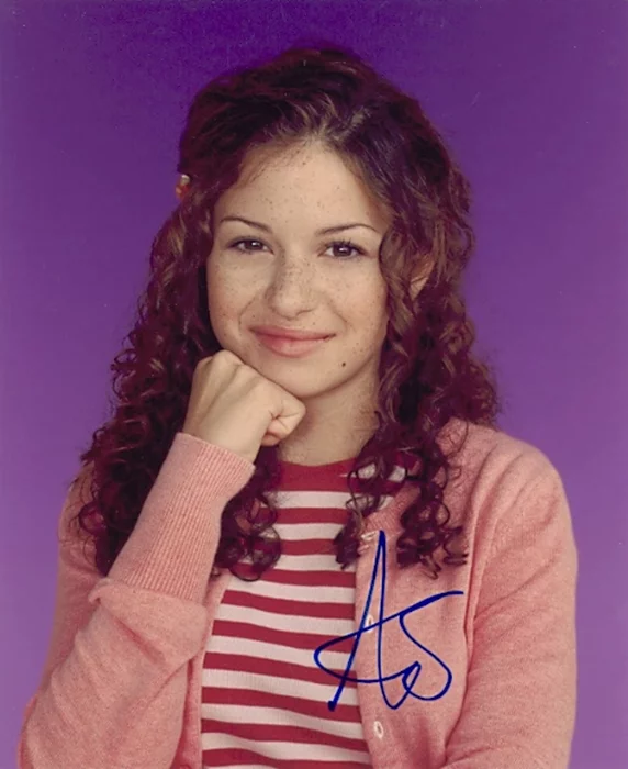 Alia Shawkat autograph