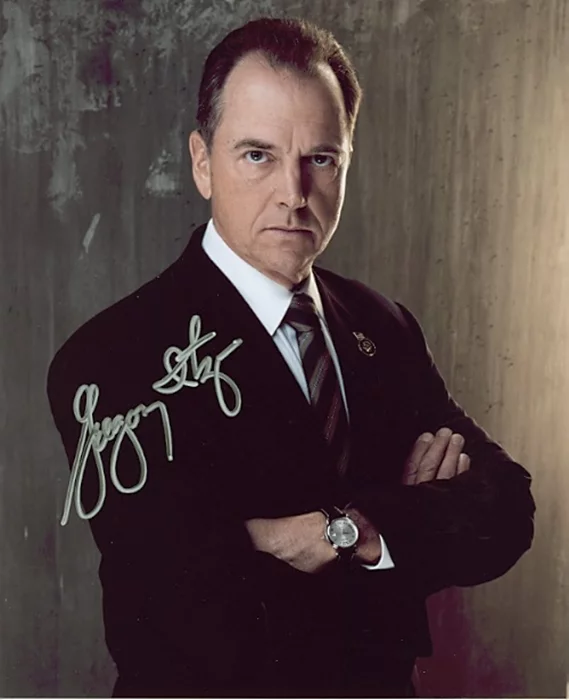 Gregory Itzin autograph