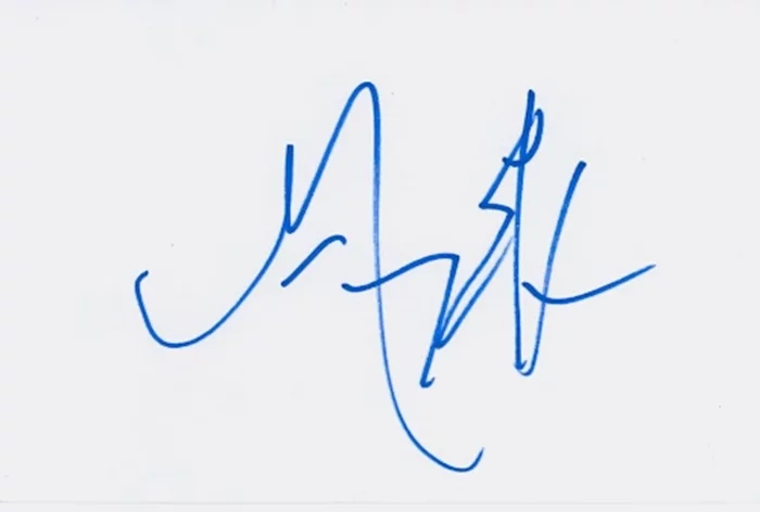 Missy Elliott autograph