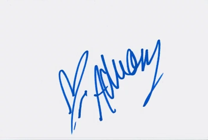 Adrianne Curry autograph