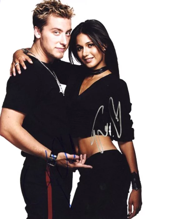 Chriqui & Bass autograph