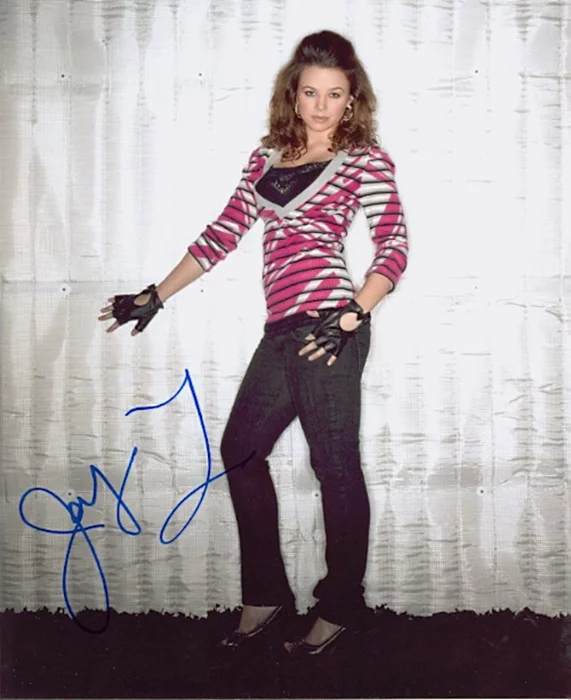 Joy Lauren autograph