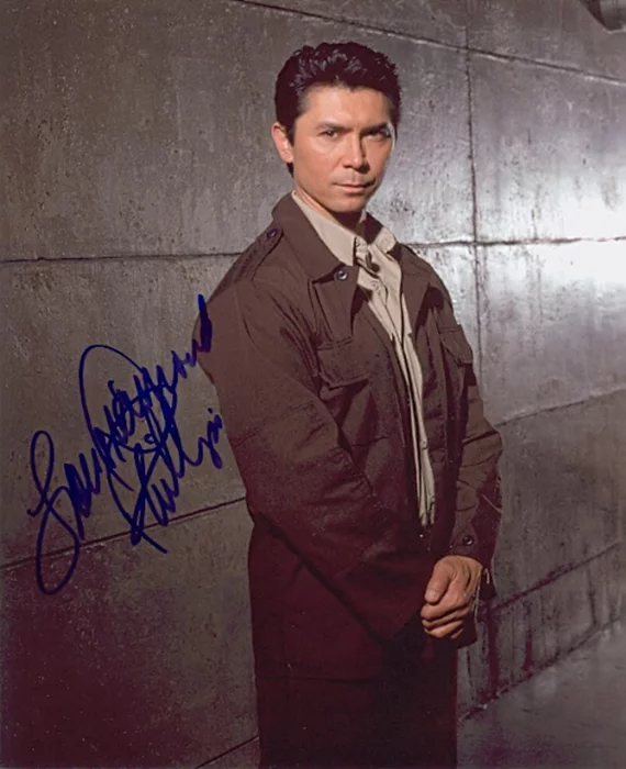 Lou Diamond Phillips autograph