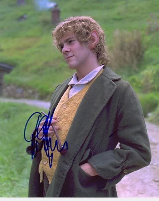 Dominic Monaghan autograph
