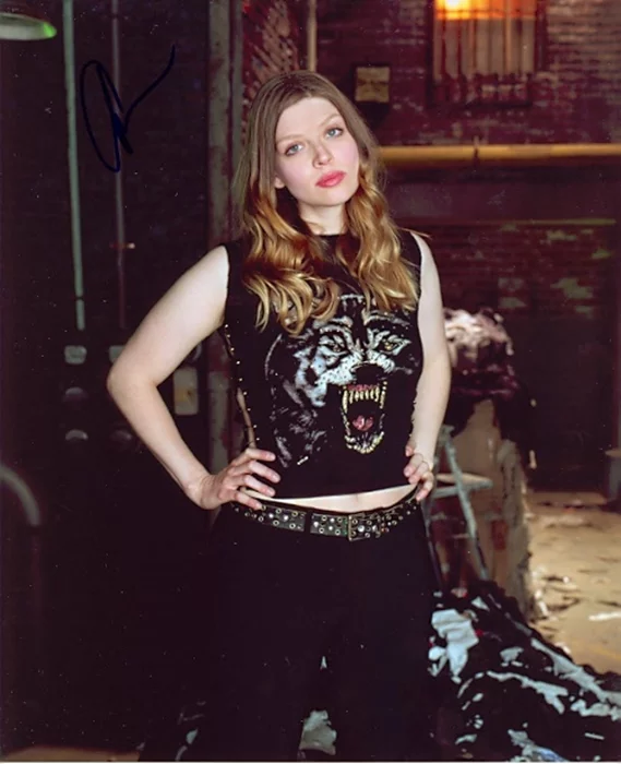 Amber Benson autograph