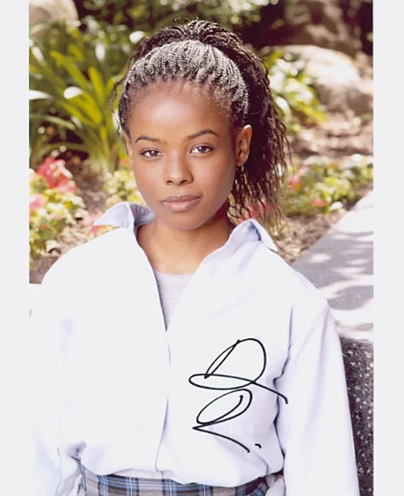 Dana Davis autograph
