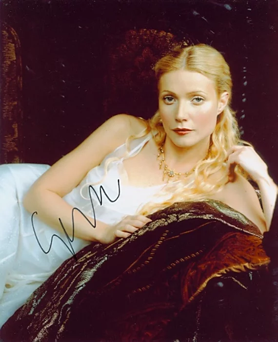 Gwyneth Paltrow autograph