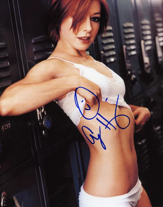 Alyson Hannigan autograph