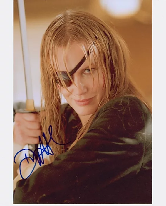 Daryl Hannah autograph