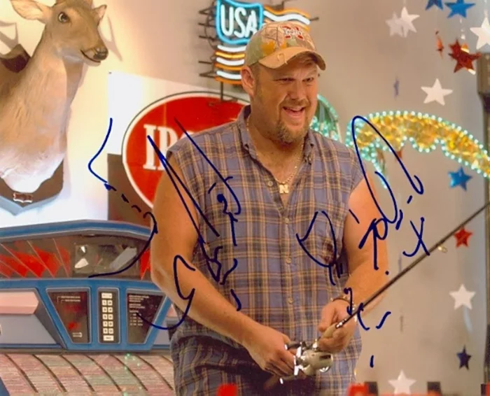 Larry The Cable Guy autograph