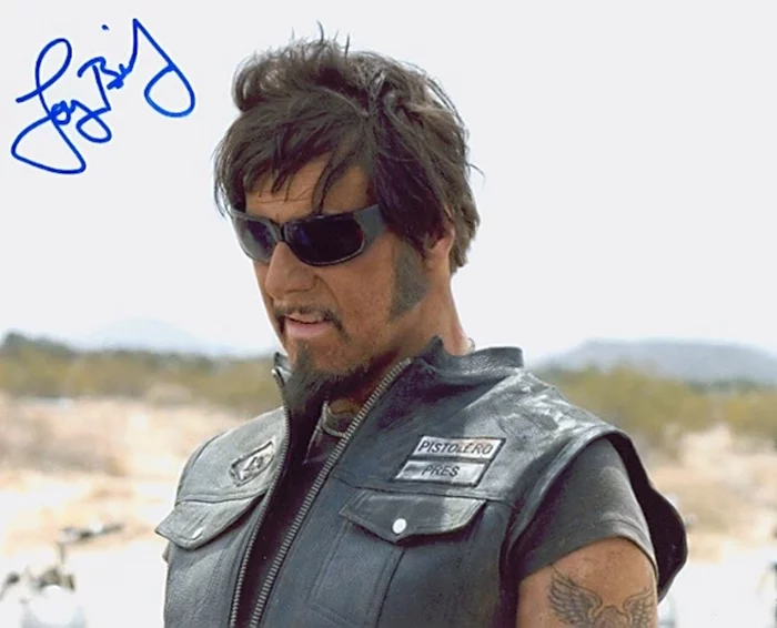 Larry Bishop autograph