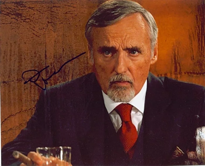 Dennis Hopper autograph
