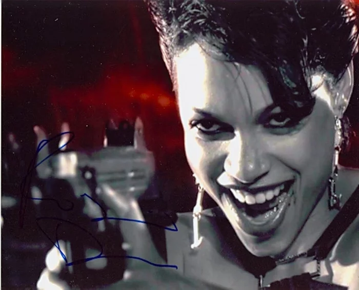 Rosario Dawson autograph