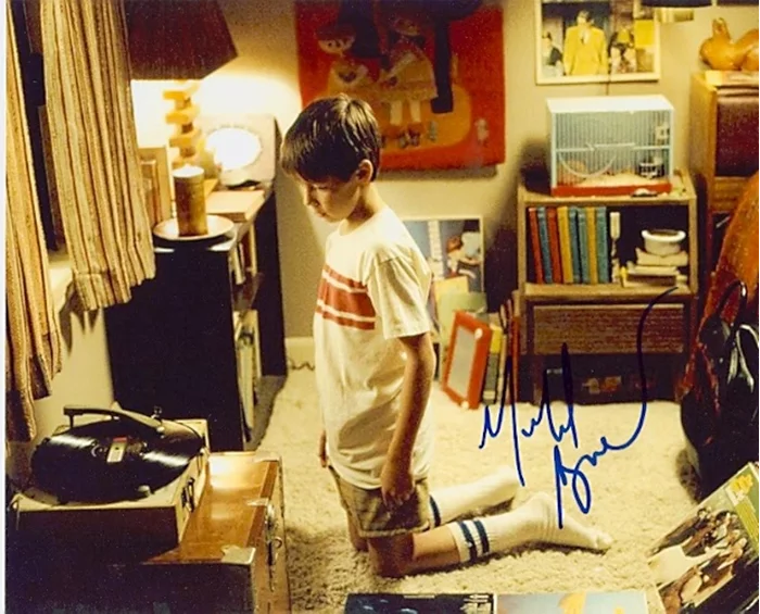 Michael Angarano autograph