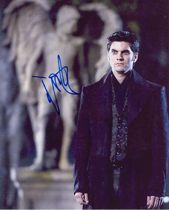 Wes Bentley autograph