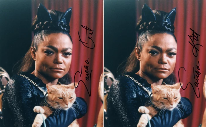 Eartha Kitt autograph
