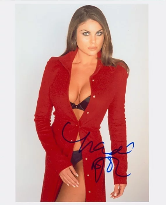 Nadia Bjorlin autograph