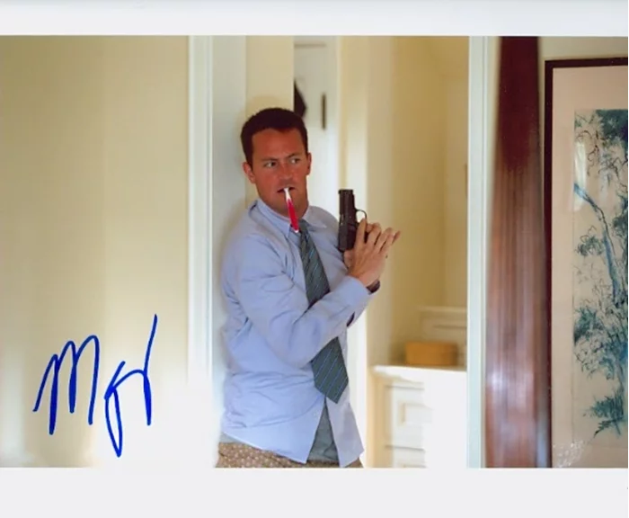 Matthew Perry autograph