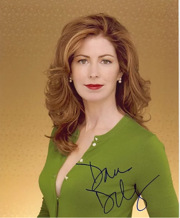 Dana Delany autograph