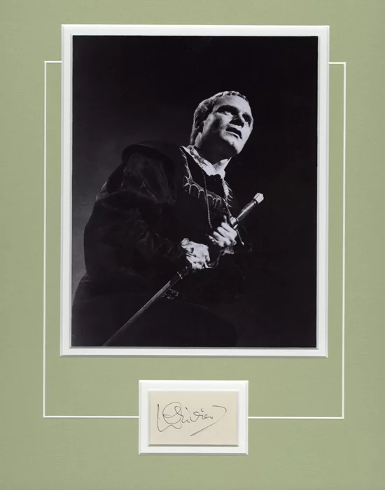 Laurence Olivier autograph