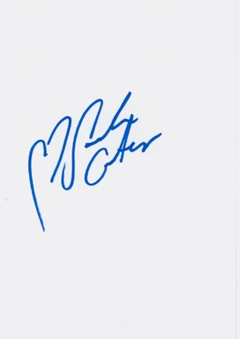 Sarah Carter autograph
