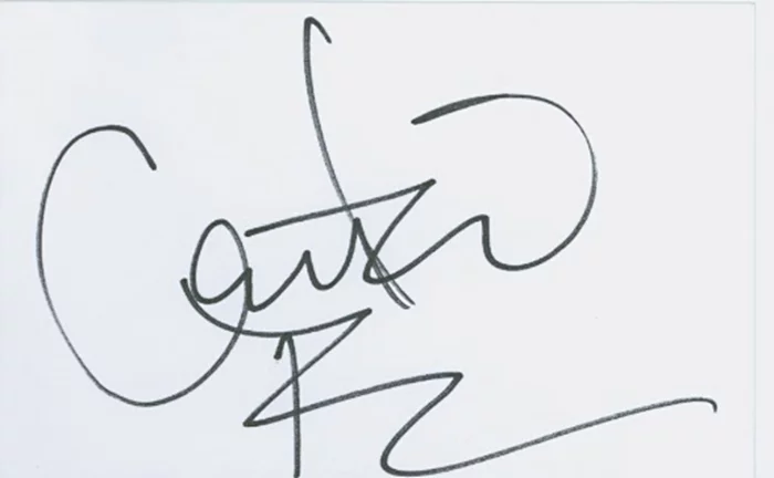 Christine Taylor autograph