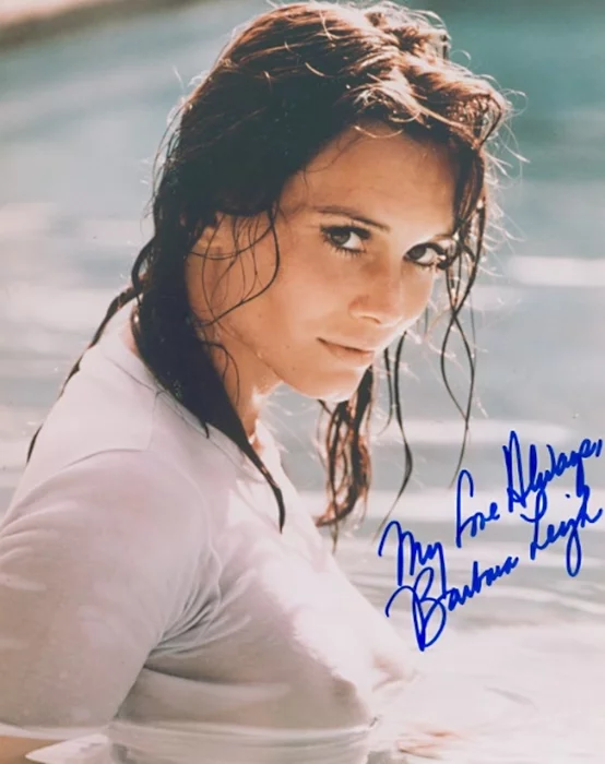 Barbara Leigh autograph