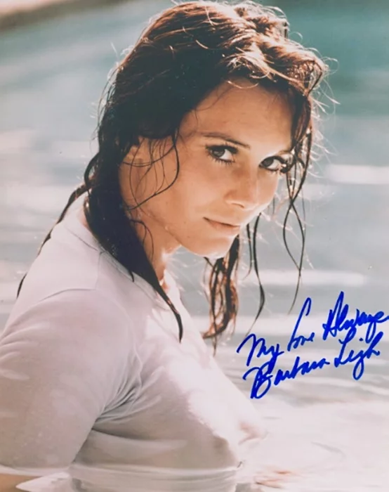 Barbara Leigh autograph