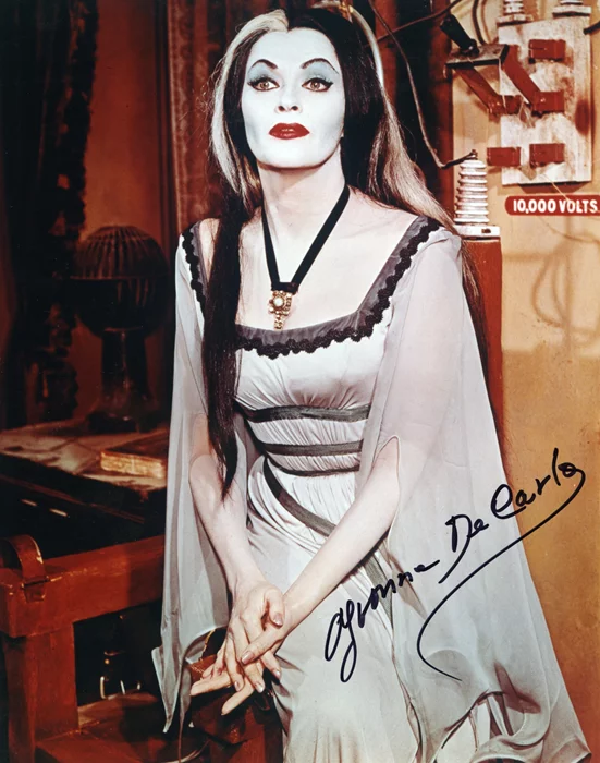 Yvonne DeCarlo autograph