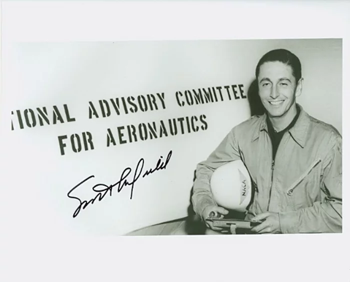 Scott Crossfield autograph