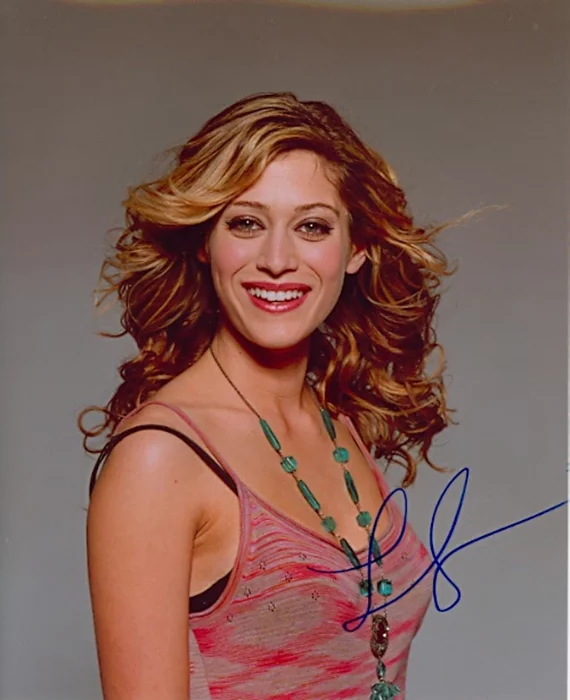 Lizzy Caplan autograph