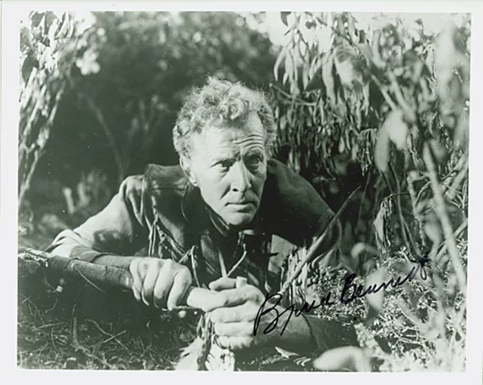 Bruce Bennett autograph