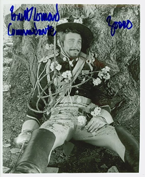 Britt Lomond autograph