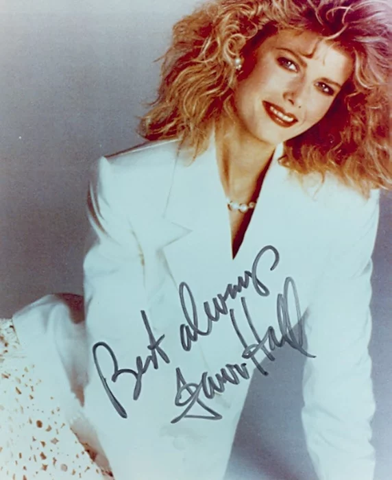 Fawn Hall autograph
