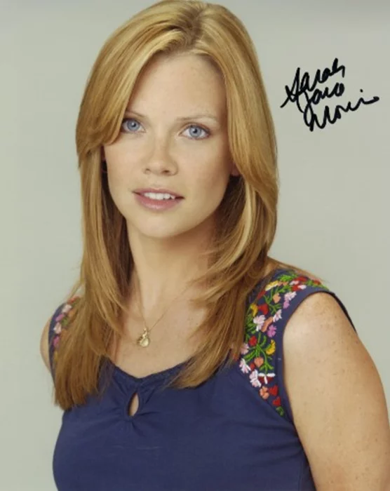 Sarah Jane Morris autograph