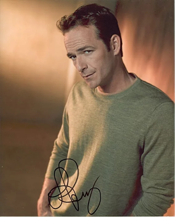 Luke Perry autograph