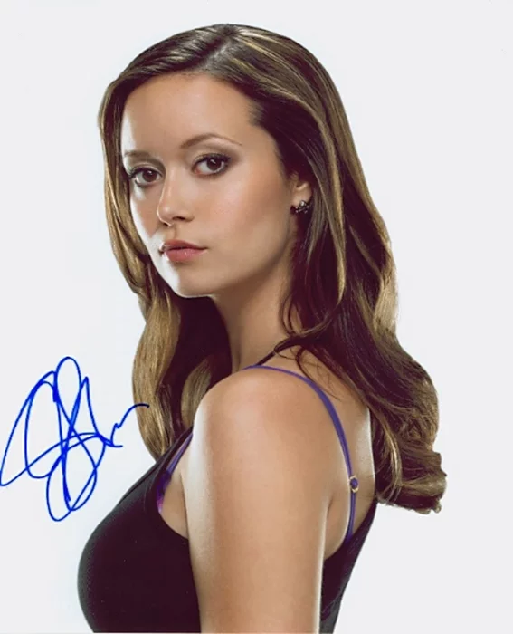 Summer Glau autograph