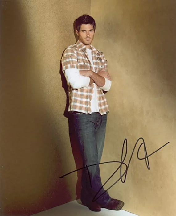 Dave Annable autograph